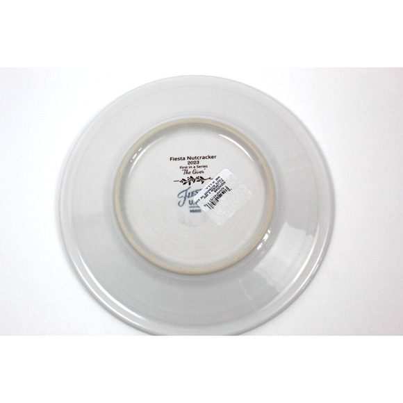 Fiesta Nutcracker 1st in Series 2023 The Giver Luncheon Plate Christmas NEW - Picture 2 of 2